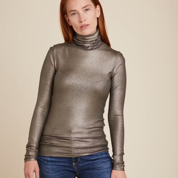 Majestic Tops - Lamé🪩long sleeve top by Majestic Filatures